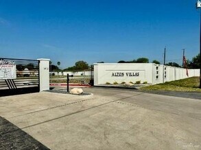 19 Inspiration Rd in Alton, TX - Building Photo - Building Photo