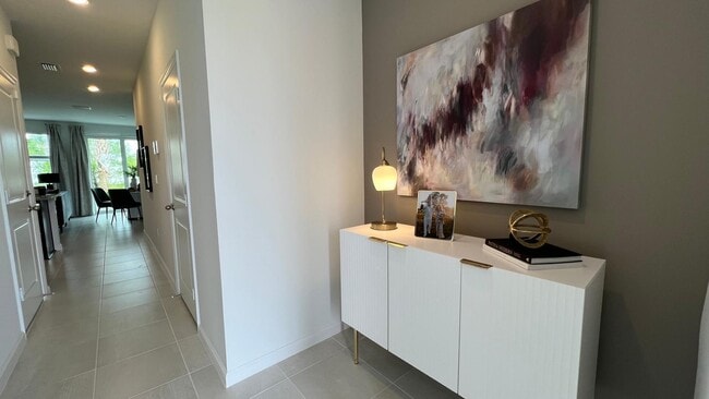 560 Salisbury Cir in Fort Pierce, FL - Building Photo - Building Photo