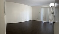 8427 Hearth Dr, Unit 26 in Houston, TX - Foto de edificio - Building Photo