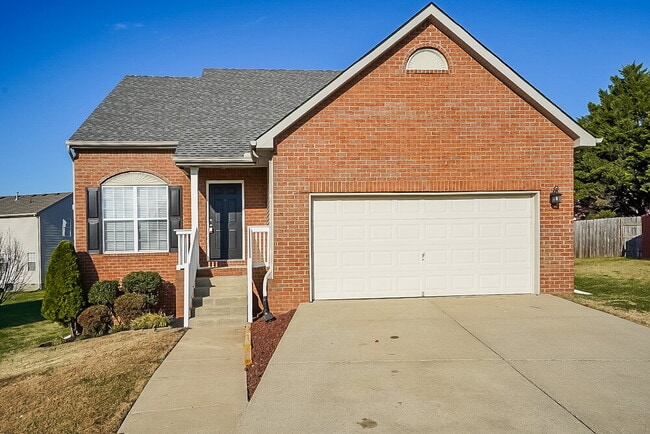 102 Meadow Crest Ct