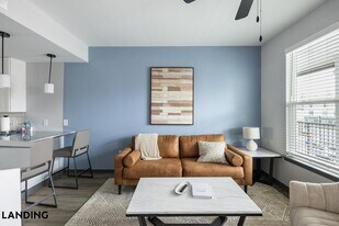 8511 Myslak Wy, Unit 8572D in Pensacola, FL - Building Photo