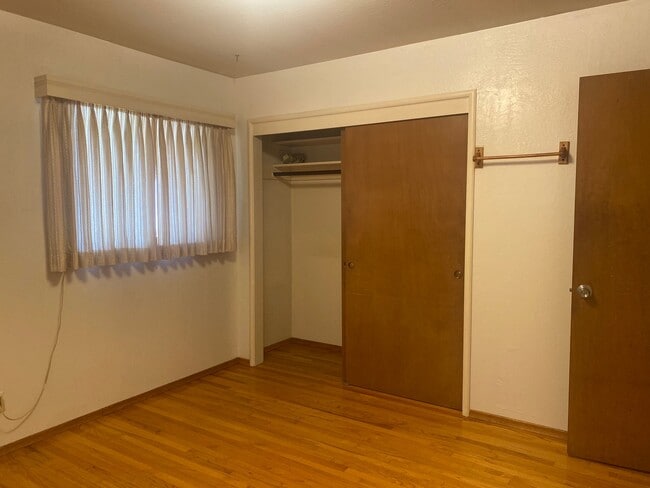 property at 4007 39th Ave