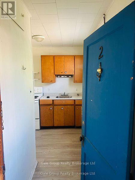 406 Simcoe St in Woodstock, ON - Building Photo - Building Photo