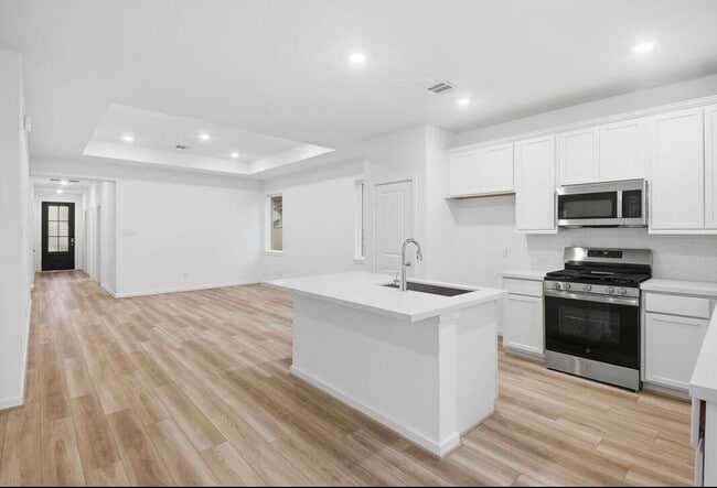property at 21510 Coronado Grn Dr