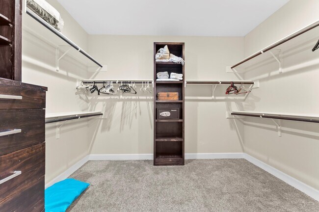 property at 3045 Clinton Dr