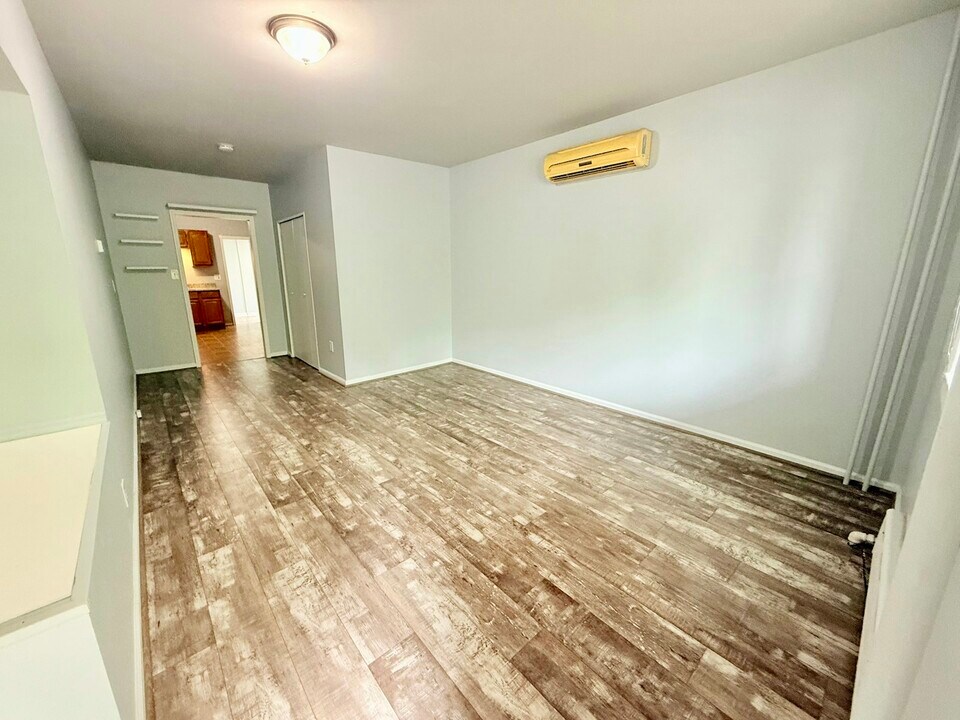 145 Spring Valley Rd in Reading, PA - Building Photo