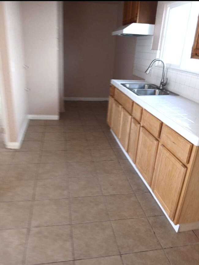 4247 Burns Ave, Unit 4243 1-2 Burns St. in Los Angeles, CA - Building Photo - Building Photo