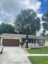 9976 Liberty Rd in Boca Raton, FL - Building Photo