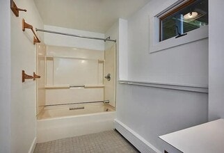 483 Montague Rd in Shutesbury, MA - Building Photo - Building Photo