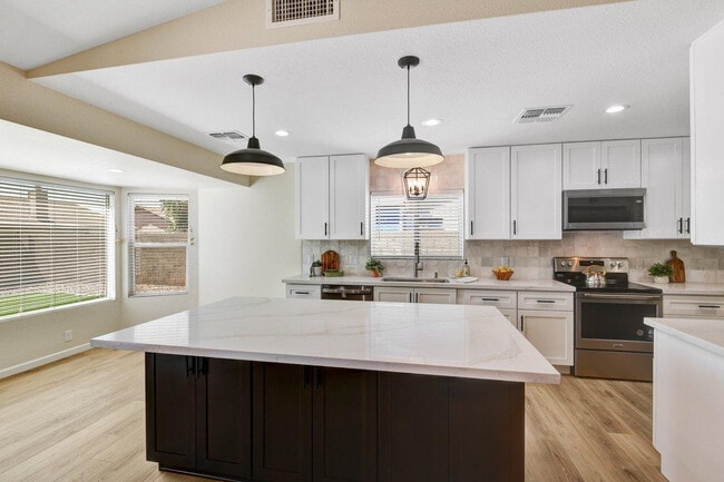 property at 7331 W Windrose Dr