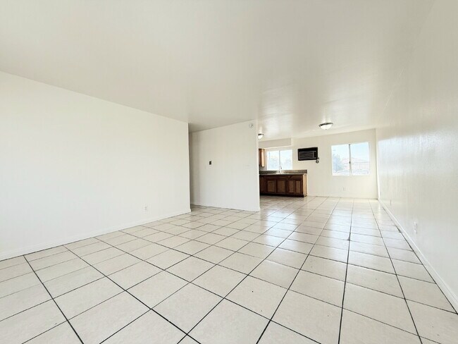 1142 S Eastman Ave-Unit -D in Los Angeles, CA - Building Photo - Building Photo