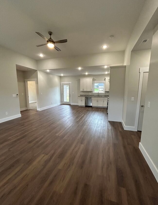 213 Little Ponderosa Trail in Dunlap, TN - Building Photo - Building Photo