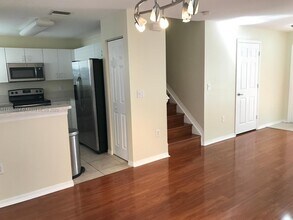 2198 NW 171st Terrace in Pembroke Pines, FL - Building Photo - Building Photo