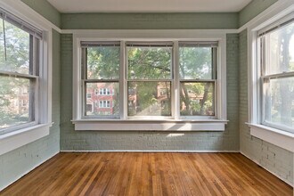 1317 W Albion Ave, Unit 2 in Chicago, IL - Building Photo - Building Photo