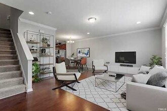 2230 Chattering Lory Ln in Apex, NC - Foto de edificio - Building Photo