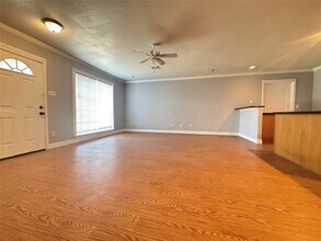 7218 Yucca Dr in Galveston, TX - Building Photo - Building Photo