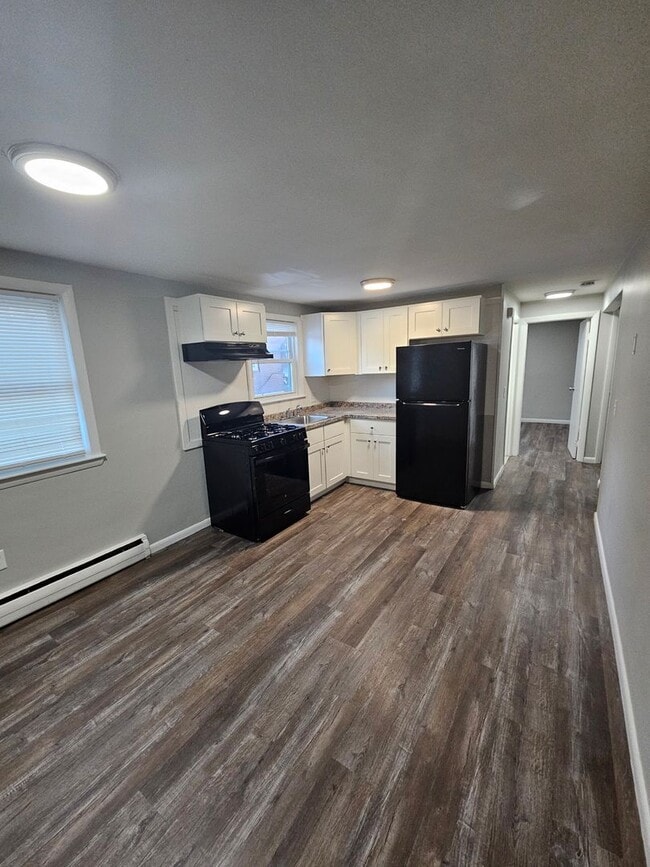 4 River St in Boston, MA - Foto de edificio - Building Photo