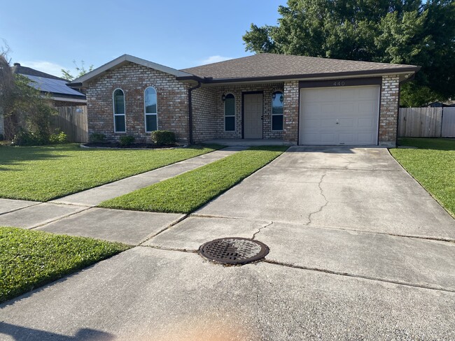property at 440 Hooper Dr