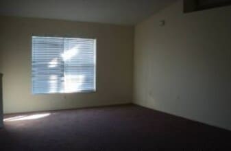 9358 Swiss Rd in Spring Hill, FL - Building Photo - Building Photo