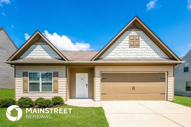 property at 950 Clover Cir