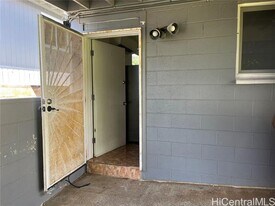 1286 Alewa Dr in Honolulu, HI - Building Photo