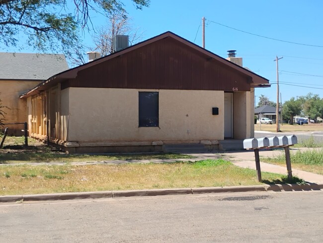 616 Sheldon St-Unit -282 in Clovis, NM - Building Photo - Building Photo