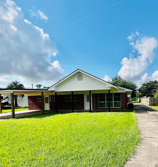 property at 1409 Guadalupe St