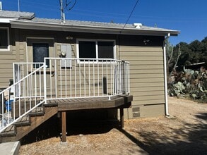 12544 Shafer Pl in Sylmar, CA - Building Photo - Building Photo
