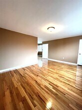 866 Castle Hill Ave in Bronx, NY - Building Photo - Building Photo