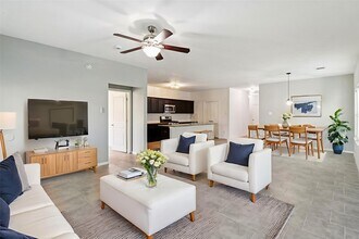 7 Nathaniel Springs Dr in Manvel, TX - Building Photo - Building Photo