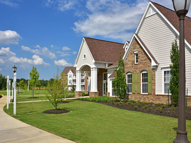 Irene Woods Apartments in Collierville, TN - Building Photo - Building Photo