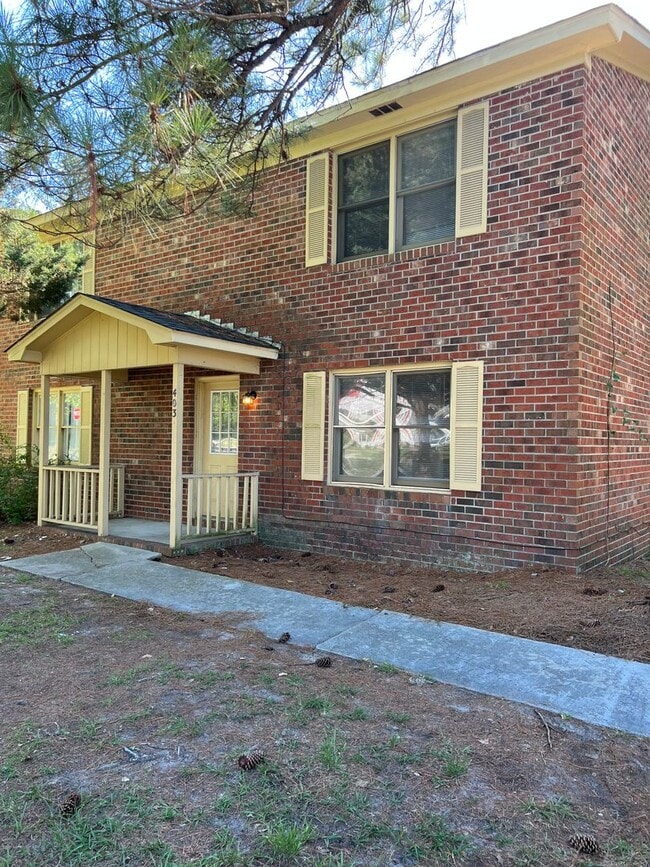 403 Lennon Dr in Wilmington, NC - Building Photo - Building Photo