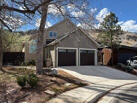 300 Oakwood Pl in Boulder, CO - Building Photo