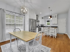 41 Spring Ln NW in Atlanta, GA - Building Photo - Building Photo