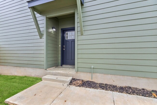 9193 Dietz Elkhorn Rd in Boerne, TX - Building Photo - Building Photo