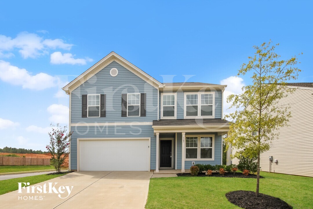 167 Hidden Lakes Rd, Unit 10306 in Statesville, NC - Foto de edificio