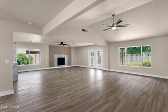4913 E Acoma Dr in Scottsdale, AZ - Building Photo - Building Photo