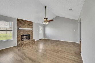209 Blue Ridge Trail in Saginaw, TX - Building Photo - Building Photo