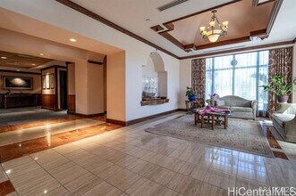 1080 S Beretania St. in Honolulu, HI - Building Photo - Building Photo
