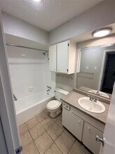 1000 W Spring Valley Rd in Richardson, TX - Building Photo - Building Photo