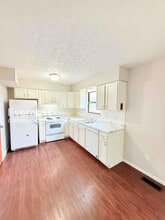 1889 Laramie Dr in Powell, OH - Building Photo - Building Photo