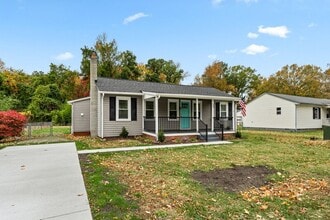 13 S Confederate Ave in Sandston, VA - Building Photo - Building Photo
