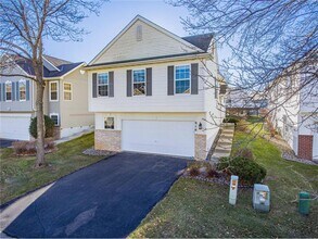 916 Parkside Blvd in Hopkins, MN - Building Photo - Building Photo