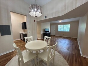 2360 SW Archer Rd in Gainesville, FL - Building Photo - Building Photo