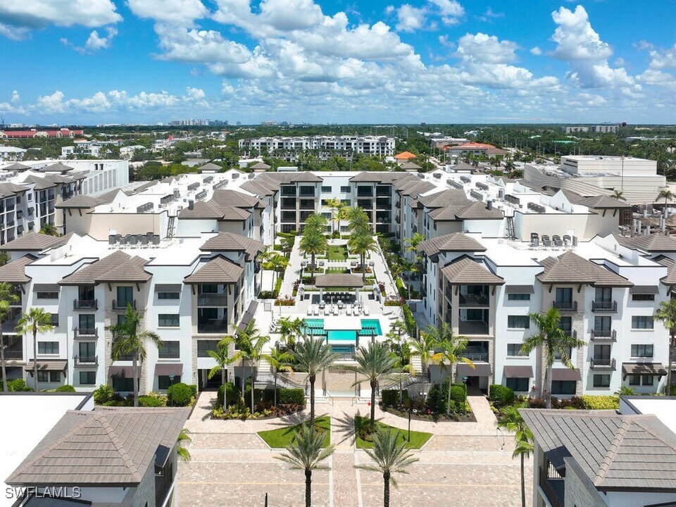 1135 3rd Ave S in Naples, FL - Building Photo