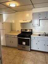 1908 4th Ave, Unit 1S in Watervliet, NY - Building Photo