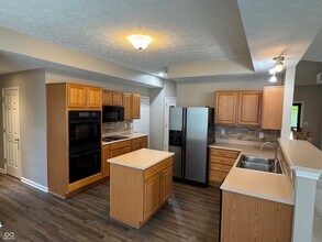14520 Brackney Ln in Carmel, IN - Building Photo - Building Photo