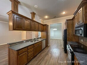 6010 100th St in Lubbock, TX - Building Photo - Building Photo