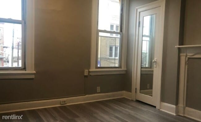 6 Jordan Ave in Jersey City, NJ - Foto de edificio - Building Photo