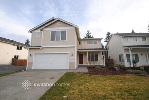 15329 87th Ave E in Puyallup, WA - Building Photo